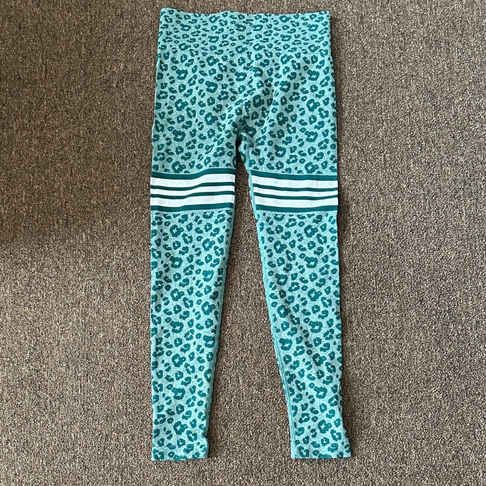 Womens Teal Leopard Print Athletic Leggings with White Stripe
